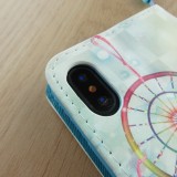 Hülle iPhone X / Xs - Flip 3D dreamcatcher Federn mehrfarbig