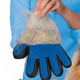 Fellhandschuh für Haustiere - Hund und Katze enthaaren mit Spazialhandschuh - Universalgrösse