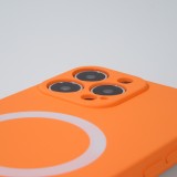 Housse iPhone 13 Pro Max - Coque en silicone souple avec MagSafe et protection pour caméra - Orange