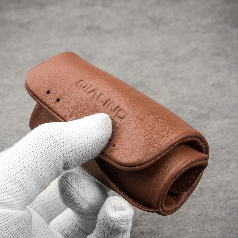 QIALINO pochette pour smartphone 6.1 pouces cuir véritbale avec fente pour carte de crédit - Brun