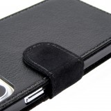Coque iPhone 13 Pro Max - Wallet noir Swiss Passport